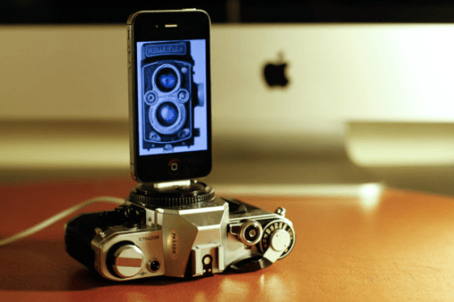 iPhone Docks aus alten Kameras