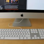 iMac mit kabelgebundener Tastatur 510x339