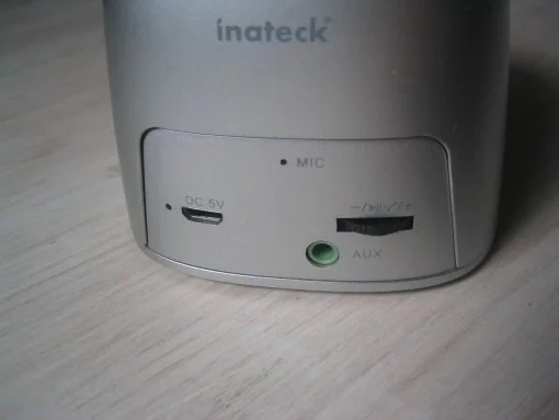 inateck BP-1001 Bluetooth Speaker Ports