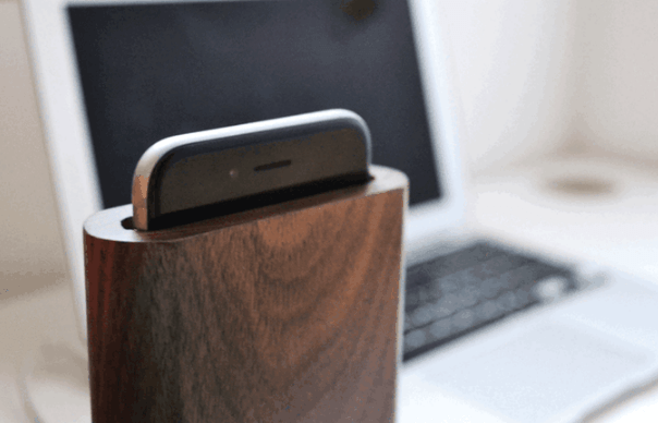 Mindful Dock: iPhone laden, ohne abgelenkt zu werden