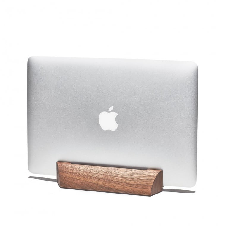 Grovemade Walnuß Dock fürs hochkante MacBook